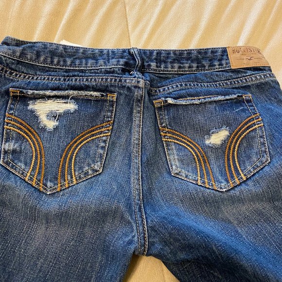 Holister Distressed Straight-leg Blue Jeans - Picture 9 of 10